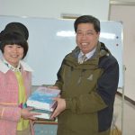 Zhang Keyun with BT student